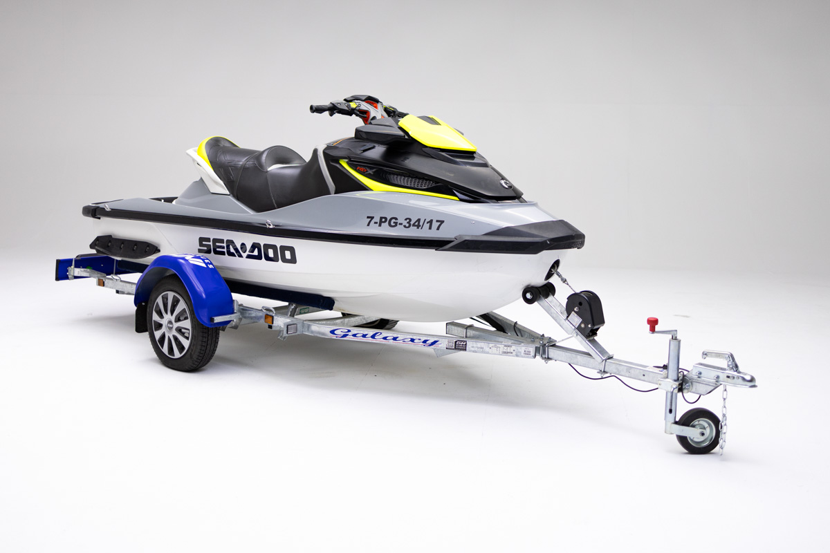 PUERTA DEL REMOLQUE 1 JET SUNWAY